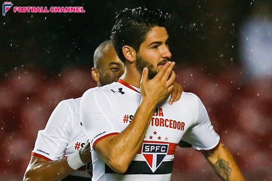 パトの欧州帰還が迫る。トッテナムとリバプールが争奪戦を展開