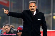 本田はチェルチの次、明確になった序列。現地ファンは「ヘタ」と嘲笑も