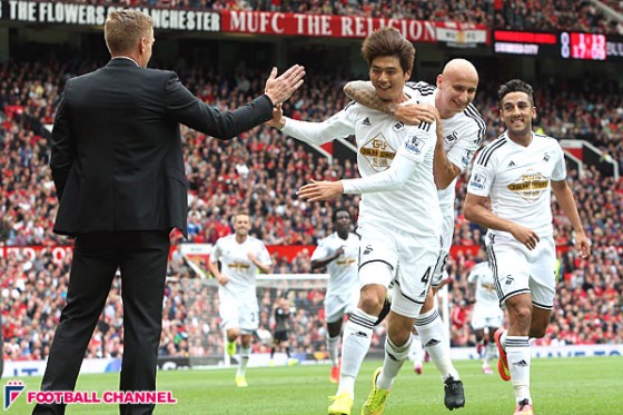 名将か“迷”将か…。鬼才ファン・ハールがマンUで喫した5つの恥ずべき敗北