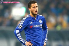 モウリーニョ解任の是非。すれ違った相互理解、不振はチェルシー史上最高の指揮官の責任に