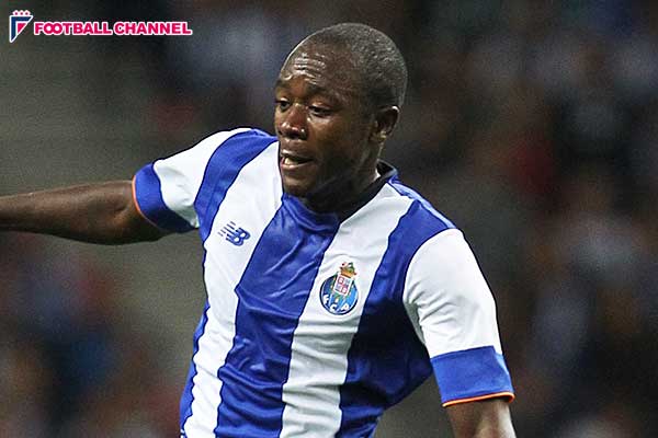 ミラン ポルト所属の ヴィエラ2世 をリストアップ 中盤の要として期待か フットボールチャンネル ミラン ポルト所属の ヴィエラ2世 をリストアップ 中盤の要として期待か フットボールチャンネル