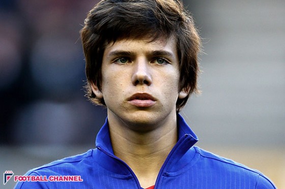 レアル、欧州ビッグクラブが狙う18歳の天才MF獲得レースに参戦