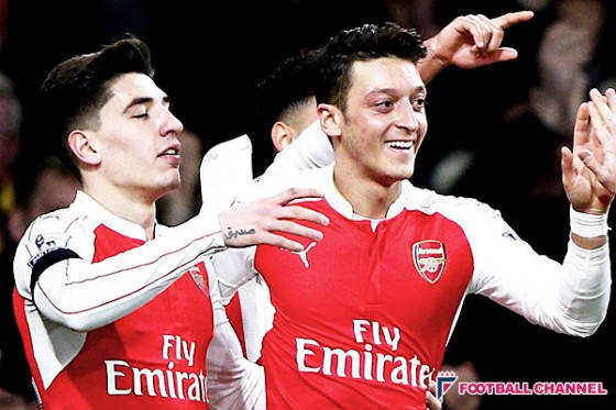 アーセナル、ボーンマス下して暫定首位浮上! エジルが今季3点目