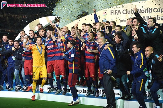 金まみれ！権力者たちの“狂騒”曲。あの名手は日本の市営バスに現る【今年の欧州サッカー10大ニュース】