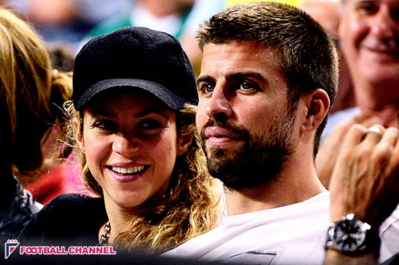 バルサDFピケ＆シャキーラが東京観光を堪能！　家族で明治神宮を参拝