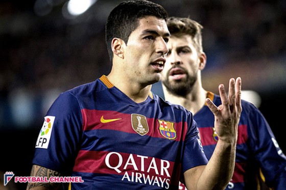 噛みつきスアレスが再び問題児ぶりを発揮？　国王杯で相手選手と揉め事か