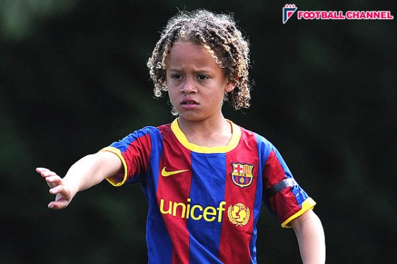 チェルシー、バルサの超新星“シャビ”獲得へ。父親も接触認める