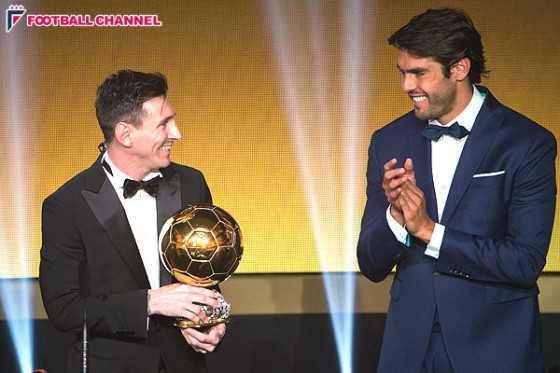 バルサ、カカーからメッシへのトロフィー授与に難色。変更望むも叶わず