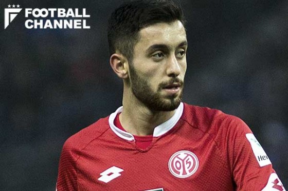 マインツ監督、ドルトムントが若手MFに興味も「過剰に考えないようにしている」