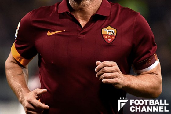 急遽ローマのレプリカユニフォームを購入して試合に挑んだ