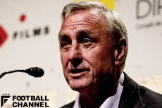 バルセロナで選手・監督の両方を経験したヨハン・クライフ【写真：Getty Images】