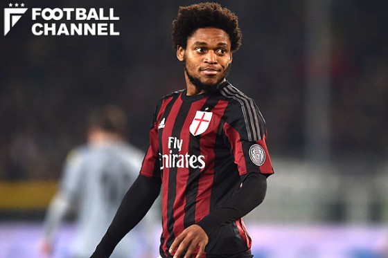 ルイス・アドリアーノ