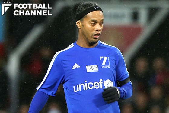 バルセロナなどでプレーしたロナウジーニョ