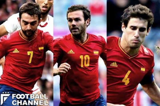 左からアドリアン・ロペス、マタ、ハビ・マルティネス