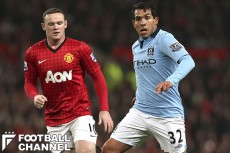 ルーニー　テベス