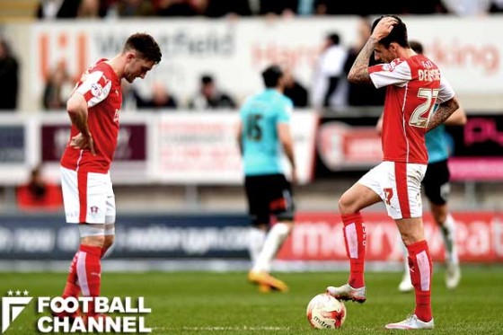 キックオフ時にセンターサークルに入るのが1人、というケースも見られるようになるかもしれない