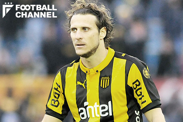 フォルラン、低迷するマンUの現状に言及「今は僕が知っているチーム