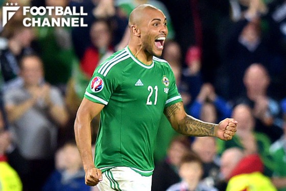 北アイルランド代表のジョシュ・マゲニス