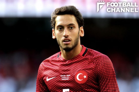 トルコ代表のチャルハノール