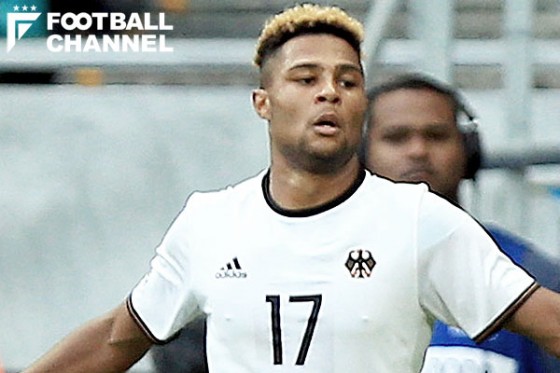 セルジュ・ニャブリ