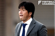 ジュビロ磐田を率いる名波浩監督