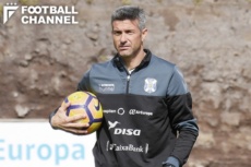 ホセ・ルイス・マルティ監督は柴崎について「忍耐」を強調する