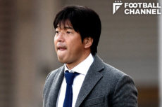 ジュビロ磐田の名波浩監督