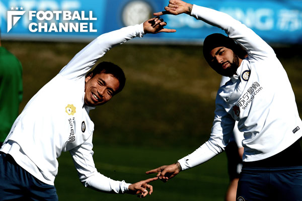 長友佑都、ガブリエウ・バルボサ