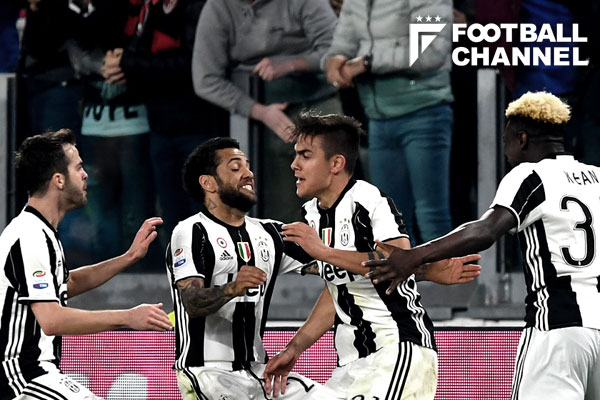 試合に敗れたミラン、ユーベ本拠地で”落書き”も？ 優勝盾にペンで