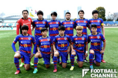 鹿児島戦には前田遼一のほか、大久保択生、吉本一謙、梶山陽平らオーバーエイジの選手たちが出場した