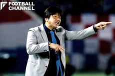 ジュビロ磐田の名波浩監督