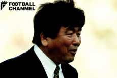 横浜フリューゲルスに「ゾーンプレス」を導入した加茂周監督