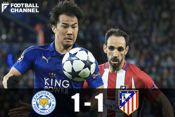 岡崎慎司（左）