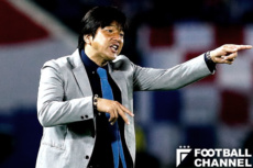 ジュビロ磐田の名波浩監督