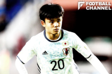 岩崎へ絶妙のスルーパスを通した久保