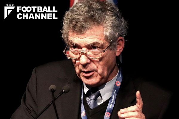 アンヘル・マリア・ビジャール