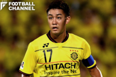 柏レイソルでは左足から繰り出す長短織り交ぜたパスでチームを動かしていた秋野