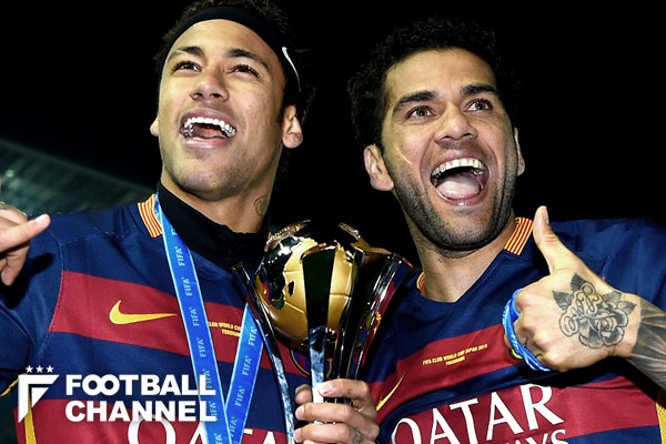 ネイマール、ダニエウ・アウベス