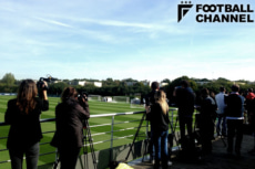 “PK騒動”後の公開練習にはズラリとカメラが並んだ