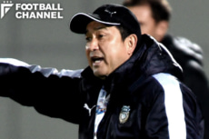 川崎でも名古屋でも「外す」から指導を始めたという風間監督