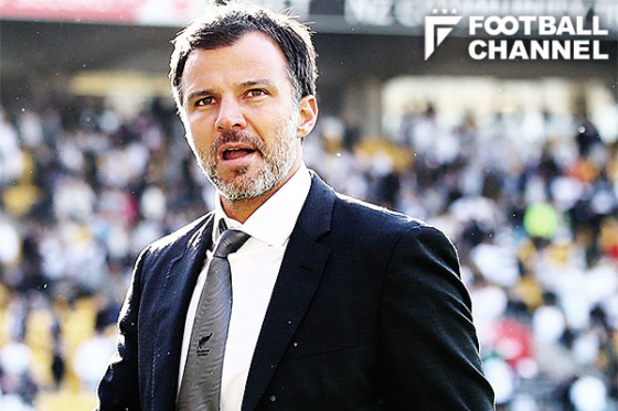 アンソニー・ハドソン監督