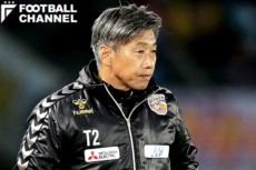 V・ファーレン長崎の高木琢也監督