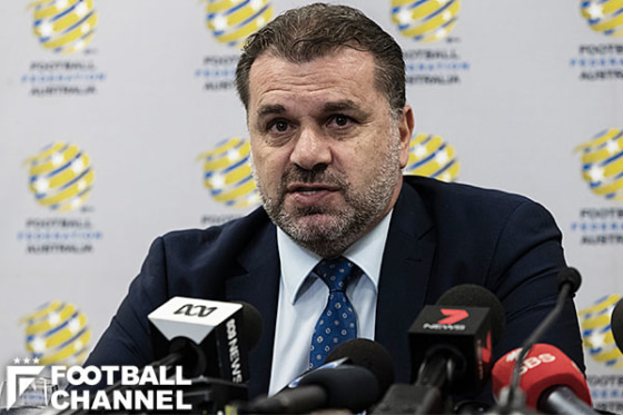 アンジ・ポスタコグルー氏