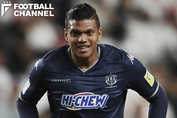 FC岐阜 ライアン.デフリース選手 ユニフォーム