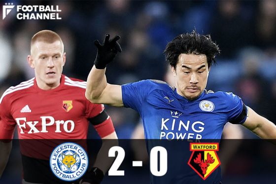 岡崎慎司（右）