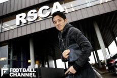 森岡亮太