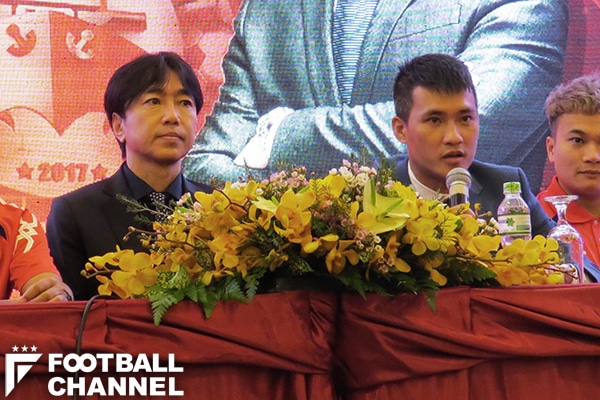 三浦俊也とレ コン ビン 強力タッグ再結成 ベトナムの英雄率いる新興クラブの野心 フットボールチャンネル