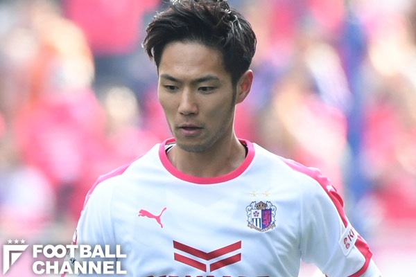 杉本ページ セレッソ大阪 杉本健勇 直筆サインカード 1 - メルカリ