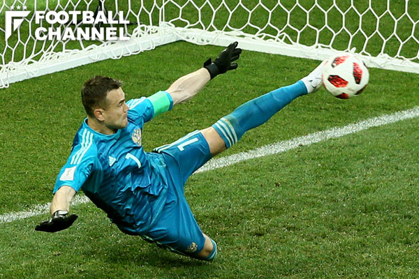  ロシアW杯2018 トラックジャケット 20180701_akinfeev_getty.jpg