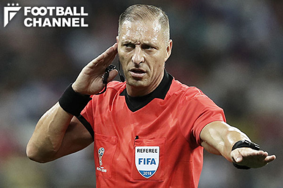 ネストール・ピタナ主審